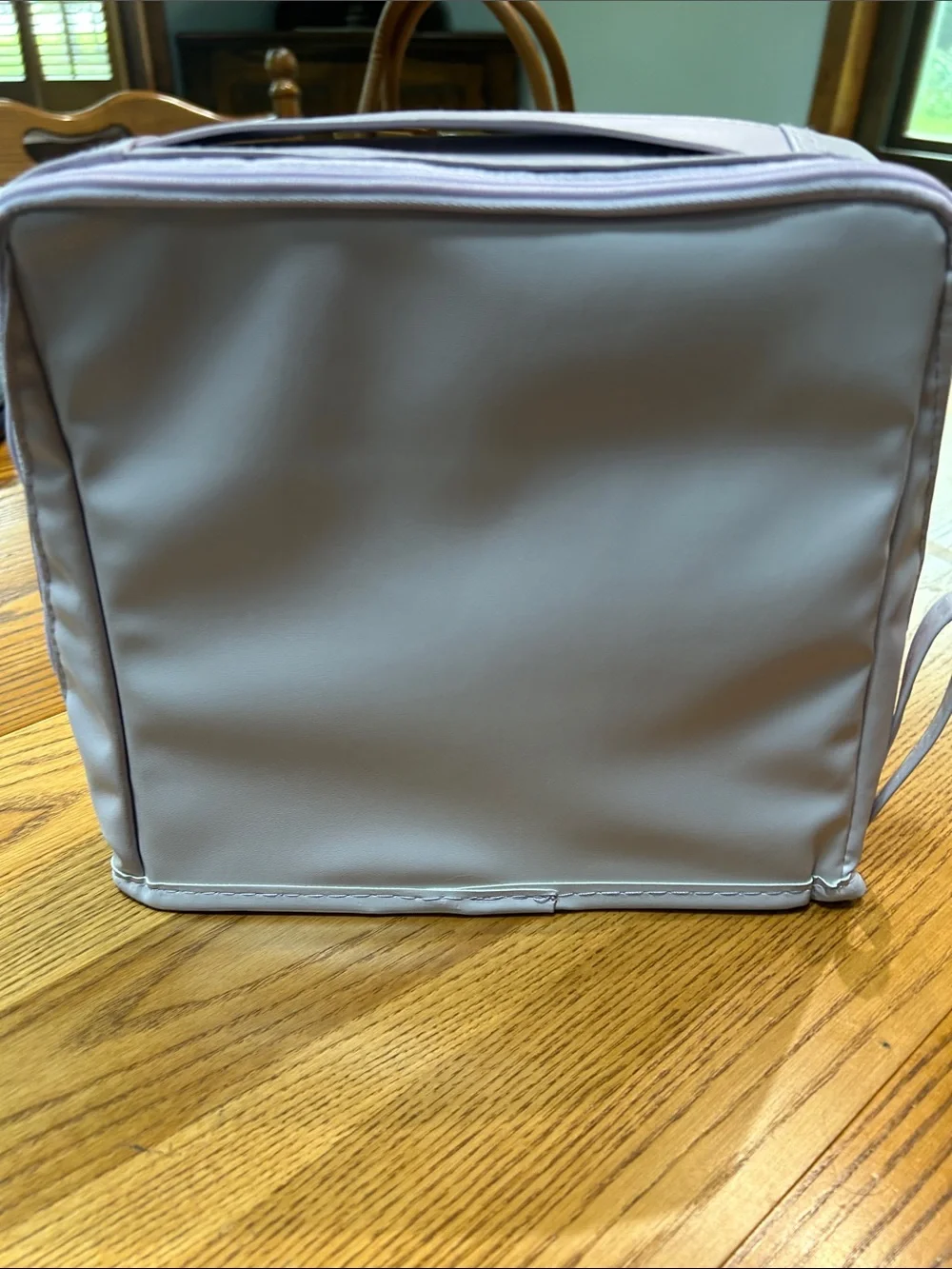 Compact Vinyl Lavender Makeup Organizer Pouch with Multiple Compartments
